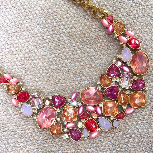Jewelry - PINK & CORAL CRYSTAL NECKLACE